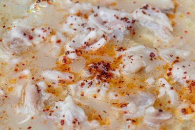 Geleneksel Türk Paca Çorbası; uygun paça çorbası (mevsimlik bacak çorbası) ve sakatat çorbası. sağlıklı çorba.