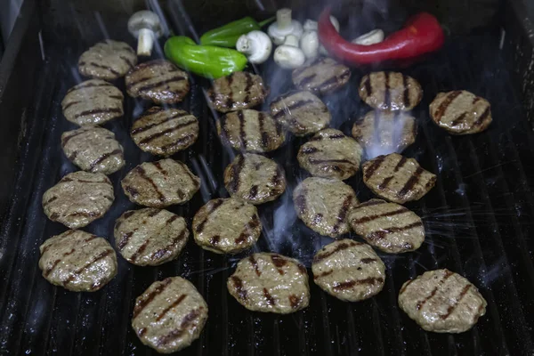 Turkse Food Kofte Kofta Cheddar Gehaktballen Kebab Gegrilde Pasteitjes Houtskool — Stockfoto