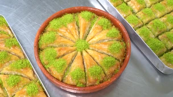 Turkey Istanbul Food Factory Produces Turkish Sweets Turkish Dessert Kadayif — Stock Video