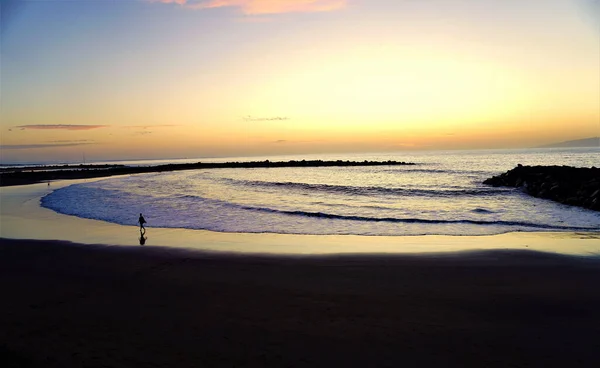 Όμορφο Ηλιοβασίλεμα Πάνω Από Τον Ωκεανό — Φωτογραφία Αρχείου