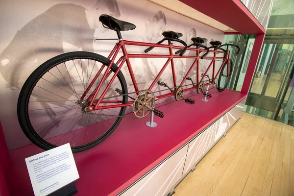 May 2021 Edinburgh Scotland England National Museum Scotland Edinburgh Bicycle — Stock Photo, Image