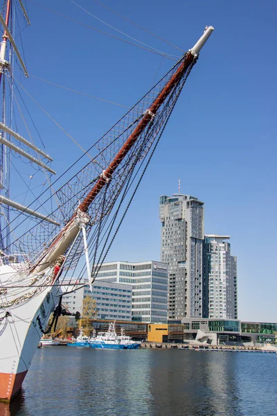 21 Nisan 2019 Gdynia Limanı Polonya. Yat manzaralı Gdynia limanı..