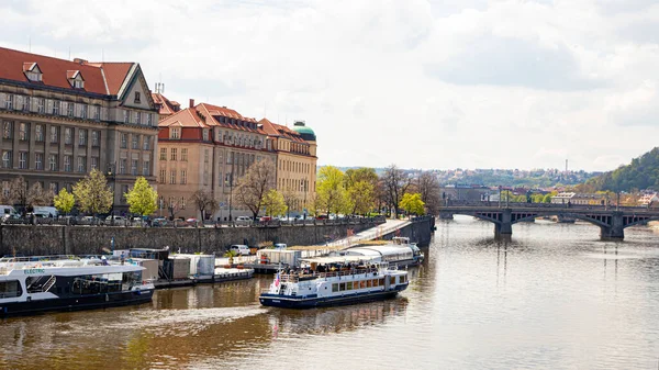 Prag Tjeckien April 2022 Stadens Arkitektur — Stockfoto