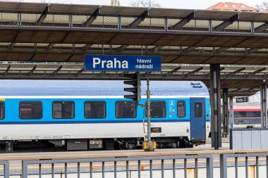 Prag Çek Cumhuriyeti 25 Nisan 2022 En büyük tren istasyonu