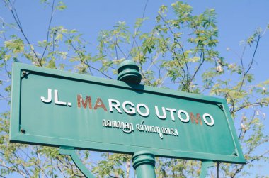 Yogyakarta, Endonezya - 07 Temmuz 2022: Marga Utama Sokak İşareti