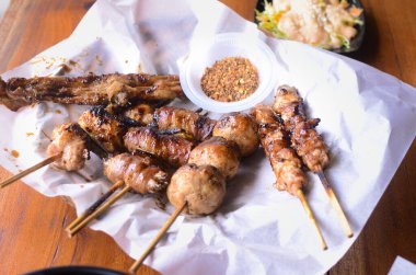 Yakitori, Japon usulü ızgara tavuk.