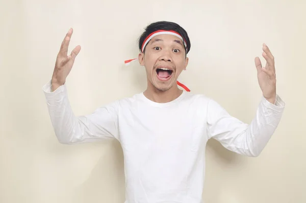 Indonesian Man Showing Surprised Expression Independence Day Celebration — Stockfoto