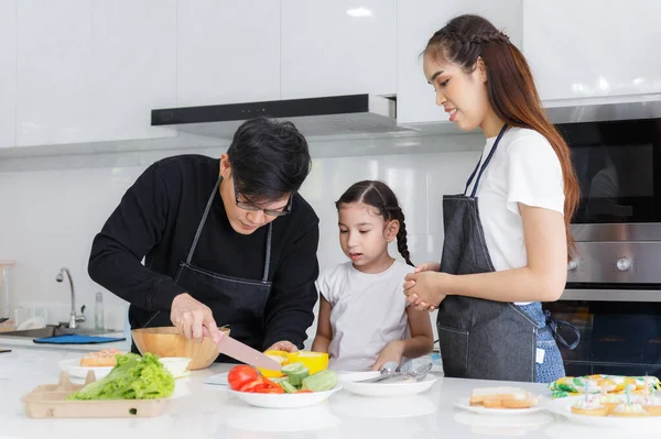 Happy Family Cooking Together Kitchen Father Mother Cute Little Daughter — Fotografia de Stock