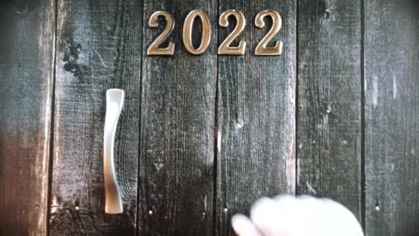 Nouvel 2022 Frappe Porte — Video