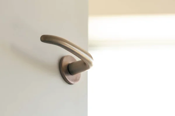 Door Handle White Door Copy Space Antique Brass Lever Handle — Stock Photo, Image