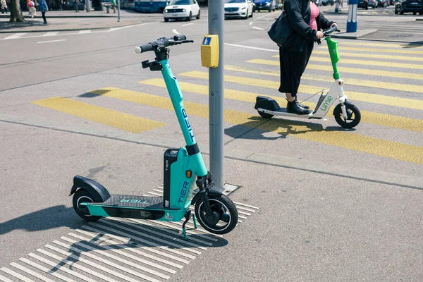 Tier Electric Scooter Lime Electric Scooter Zurich City Shared Scooters — Stockfoto