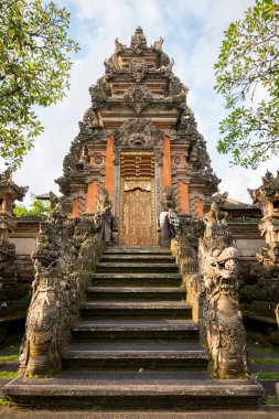 Endonezya, Bali 'deki kutsal tapınak manzarası