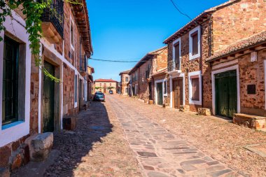 Castrillo de los polvazares maragato kasabasının sokak manzarası, İspanya
