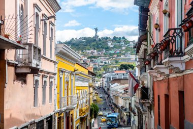 street view of quito, ecuador