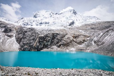 Peru And Dağları 'ndaki 69 göl manzarası, huascaran