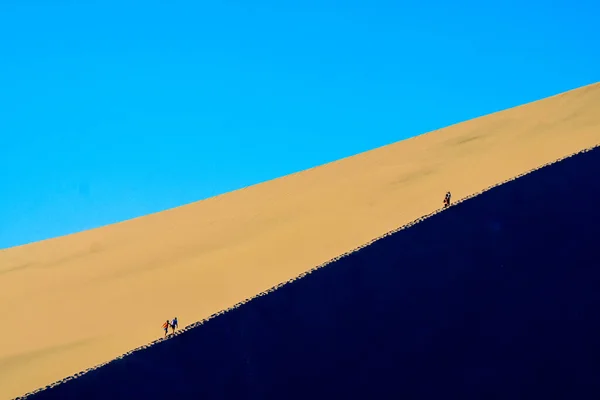 Образцовые Формы Песчаных Дюн Пустыни — стоковое фото