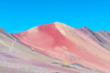Vinicunca Dağı ve Vadisi 'nin muhteşem manzarası, Peru