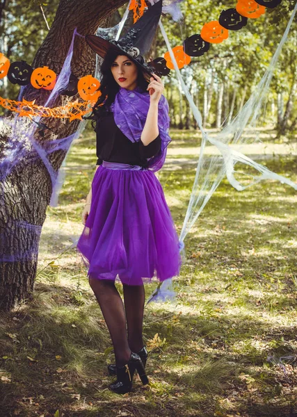 Halloween Party Concept Mysterious Girl Black Dress Beautiful Young Dark — Stock Photo, Image