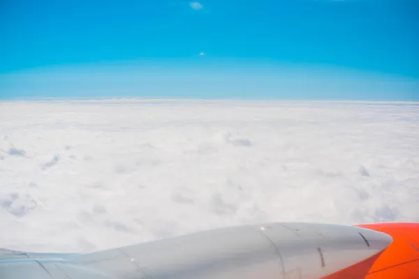 Céu Nuvens Skyline Companhias Aéreas Conceito Viagem — Fotografia de Stock