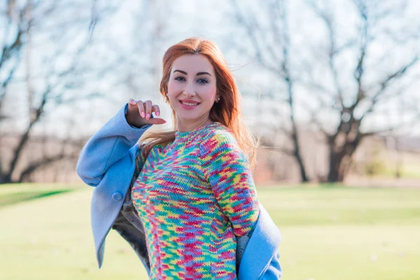 Woman Wool Coat Colorful Sweater Portrait Nice Lady City Park — Stock Photo, Image