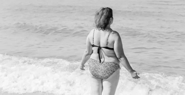 Size Lady Meditazione Vacanza Vacanze Godersi Vita Concetto Donne Mature — Foto Stock