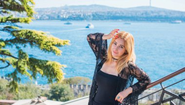 Topkapı Sarayı 'nda Türk kadın, doğu Arap tarzı, İstanbul' da tatil