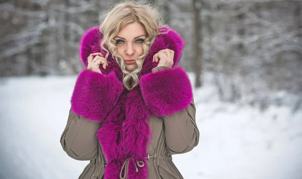 Size Elegant Woman Winter Day Park Walking Outdoor Plump Lady — стоковое фото