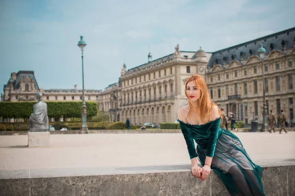 Vacaciones París Francia Las Mujeres Hermosas Moda Descansan Centro Ciudad — Foto de Stock