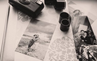 90 'ların atmosferi estetik, eski fotoğraf albümleri, eski moda eğilimleri.