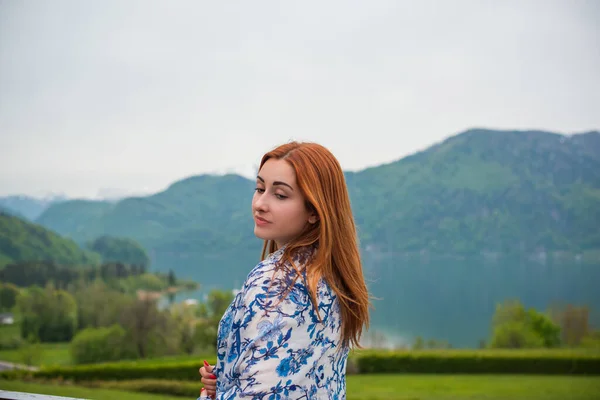 Mujer Bonita Naturaleza Vacaciones Tiempo Viaje Viaje Austria —  Fotos de Stock