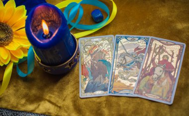 Ukrayna için dua et, barış kavramı, dünyayı kurtar, Tarot kartları anlatıyor. Avrupa, Kiev Ukrayna, 2 Mart: İllüstrasyon Editörü