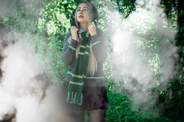 Girl Magic Wand Wizards Cosplay School Wizarding Student Lese Halloween — Stock fotografie
