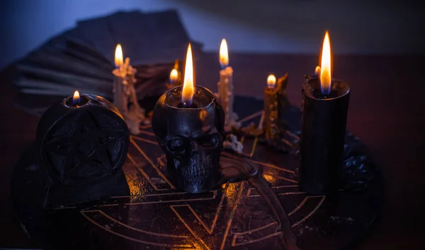  Ezoterik kavram, büyü, gelecek kehaneti ve putperestlik, putperestliğin gücü