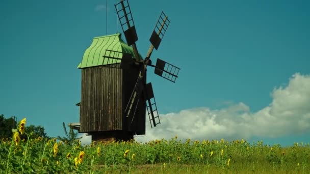 Wooden Windmill Ukrainian Traditional Village — Stock Video