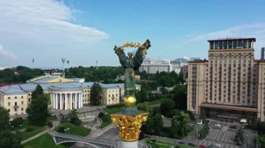 Bağımsızlık anıtı. Maydan nezalezhnosti. Kyiv