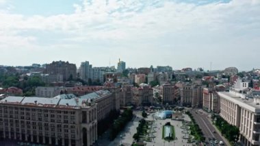 Bağımsızlık Anıtı 'nın hava görüntüleri. Maydan nezalezhnosti. Kyiv