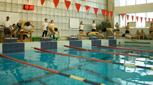 04.17.2019 Rusya, Irkutsk, 50 metre serbest yüzme müsabakaları başlıyor
