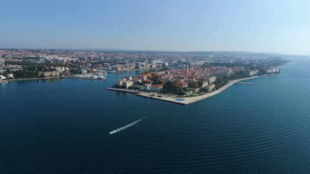 Luftaufnahme der Altstadt von Zadar. — Stockvideo