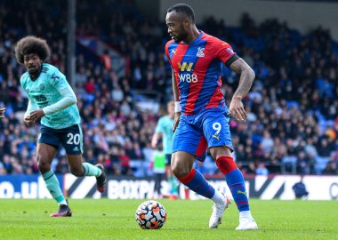 LONDON, ENGLAND - 3 Ekim 2021: Jordan Pierre Ayew (2021-22 Premier Lig maçı sırasında Selhurst Park 'taki Crystal Palace FC ile Leicester CIty FC arasında oynanmıştır. Telif Hakkı: Cosmin Iftode / Picstaff