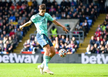 LONDON, ENGLAND - 3 Ekim 2021: Leicester 'lı Jannik Vestergaard, Crystal Palace FC ile Selhurst Park' taki Leicester CIty FC arasında oynanan 2021-22 Premier Lig maçında çekildi. Telif Hakkı: Cosmin Iftode / Picstaff
