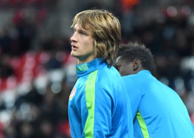 LONDON, ENGLAND - NOVEMBER 2, 2016: Leverkusen 'den Tin Jedvaj Tottenham Hotspur ve Bayern Leverkusen arasında oynanan UEFA Şampiyonlar Ligi E Grubu maçı sırasında Wembley Stadyumu' nda görüntülendi. Telif Hakkı: Cosmin Iftode / Picstaff