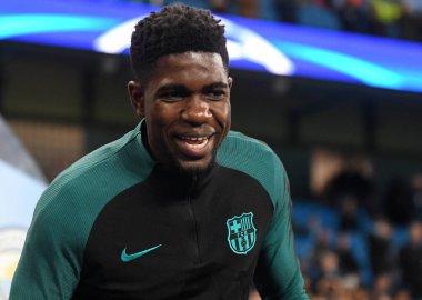 MANCHESTER, ENGLAND - NOVEMBER 1, 2016: Barcelona 'dan Samuel Umtiti Manchester City ve FC Barcelona arasında oynanan UEFA Şampiyonlar Ligi C Grubu maçı öncesinde çekilmiştir. Telif Hakkı: Cosmin Iftode / Picstaff