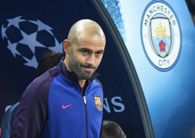 MANCHESTER, ENGLAND - NOVEMBER 1, 2016: Barcelona 'dan Javier Mascherano Manchester City ve FC Barcelona arasında oynanan UEFA Şampiyonlar Ligi C Grubu maçı öncesinde çekilmiştir. Telif Hakkı: Cosmin Iftode / Picstaff