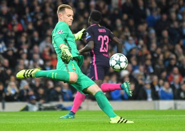 MANCHESTER, ENGLAND - NOVEMBER 1, 2016: Barcelona 'dan Marc-Andre ter Stegen Manchester City ve FC Barcelona arasında oynanan UEFA Şampiyonlar Ligi C Grubu maçı sırasında Manchester Stadyumu' nda görüntülendi. Telif Hakkı: Cosmin Iftode / Picstaff