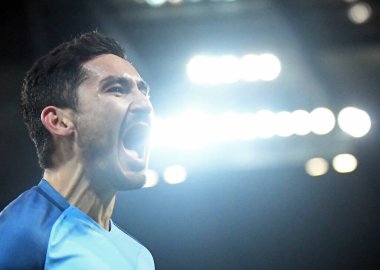 Manchester City ve FC Barcelona arasındaki UEFA Şampiyonlar Ligi C Grubu maçında Manchester City of Manchester Stadyumu 'nda oynadığı golün ardından Ilkay Gundogan 1 Kasım 2016' da kutlama yaptı. Telif Hakkı: Cosmin Iftode / Picstaff