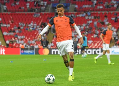 MANCHESTER, İngiltere - 14 Eylül 2016: Tottenham 'dan Dele Alli, Tottenham Hotspur ile AS Monaco arasında oynanan UEFA Şampiyonlar Ligi E Grubu maçı öncesinde çekilmiştir. Telif Hakkı: Cosmin Iftode / Picstaff