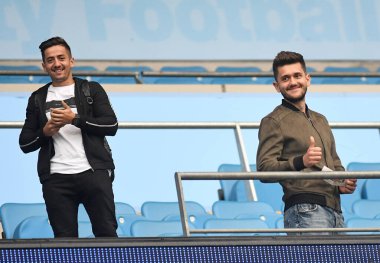 MANCHESTER, ENGLAND - 24 AĞUSTOS 2016: Etihad Stadyumu 'nda Manchester City (Engalnd) ile FCSB (Romanya) arasında oynanan 2016 / 17 UEFA Şampiyonlar Ligi ikinci ayağı öncesinde iki taraftar tarafından resmedildi. Telif Hakkı: Cosmin Iftode / Picstaff