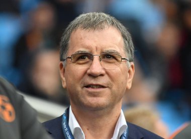 MANCHESTER, ENGLAND - FCSB Başkanı Valeriu Argaseala, Etihad Stadyumu 'nda Manchester City (Engalnd) ile FCSB (Romanya) arasında oynanan 2016 / 17 UEFA Şampiyonlar Ligi ikinci ayağı öncesinde resmedildi. Telif Hakkı: Cosmin Iftode / Picstaf