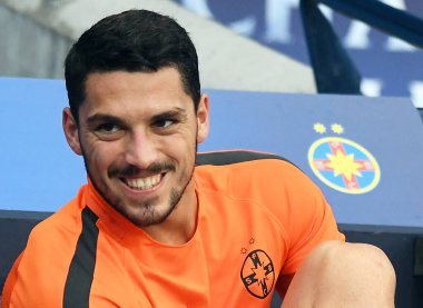 MANCHESTER, ENGLAND - 24 AĞUSTOS 2016: FCSB 'den Nicolae Stanciu, Etihad Stadyumu' nda Manchester City (Engalnd) ve FCSB (Romanya) arasında oynanan 2016 / 17 UEFA Şampiyonlar Ligi ikinci ayağı öncesinde çekilmiştir. Telif Hakkı: Cosmin Iftode / Picstaff