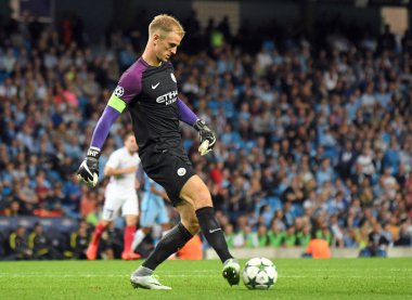 ?MANCHESTER, ENGLAND - 24 AĞUSTOS 2016: Joe Hart of City, Etihad Stadyumu 'nda Manchester City (Engalnd) ile FCSB (Romanya) arasında oynanan 2016 / 17 UEFA Şampiyonlar Ligi maçının ikinci ayağı sırasında çekildi. Telif Hakkı: Cosmin Iftode / Picstaff